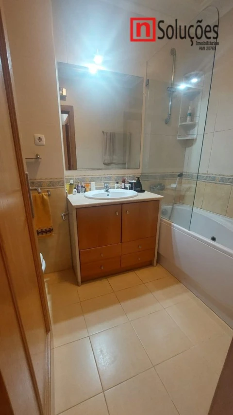 Apartamento T3 para Venda em Póvoa de Santa Iria e Forte da Casa