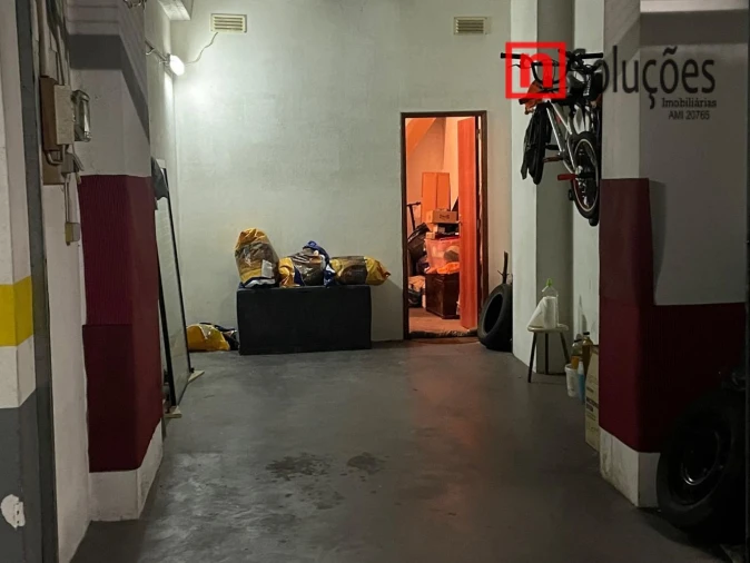 Apartamento T3 para Venda em Póvoa de Santa Iria e Forte da Casa Foto 27