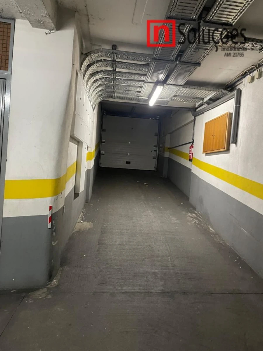 Apartamento T3 para Venda em Póvoa de Santa Iria e Forte da Casa Foto 26