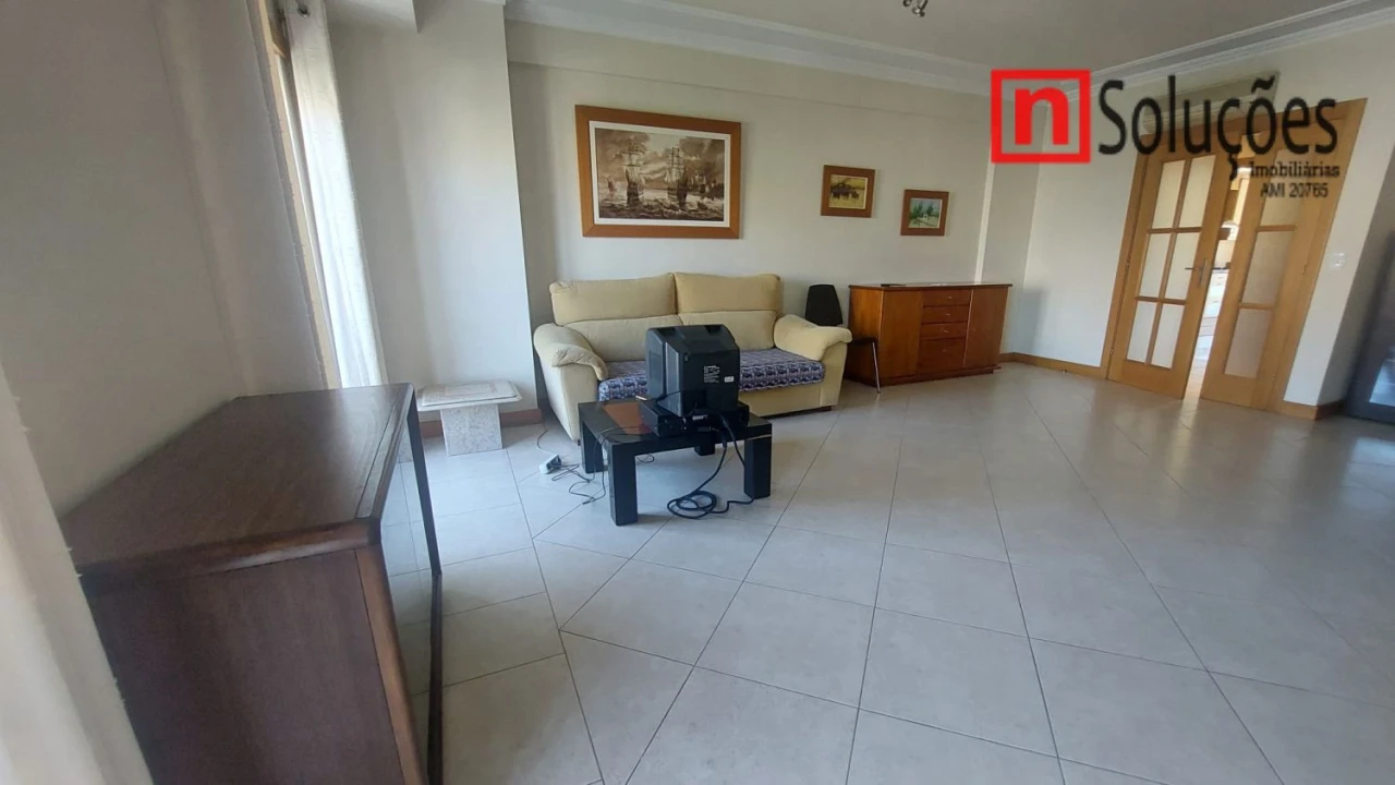 Apartamento T3 para Venda em Póvoa de Santa Iria e Forte da Casa Foto 20