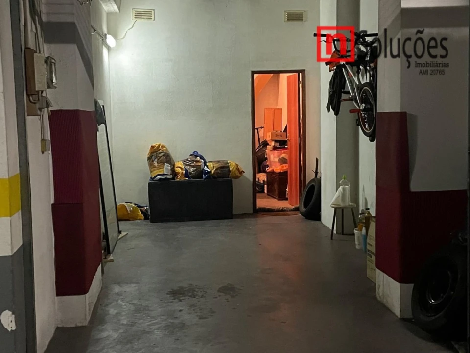 Apartamento T3 para Venda em Póvoa de Santa Iria e Forte da Casa Foto 27