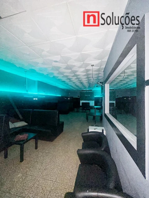 Loja para Venda em Póvoa de Santa Iria e Forte da Casa