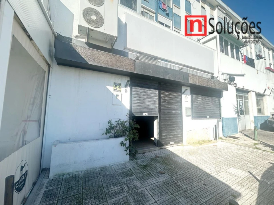 Loja para Venda em Póvoa de Santa Iria e Forte da Casa Foto 29