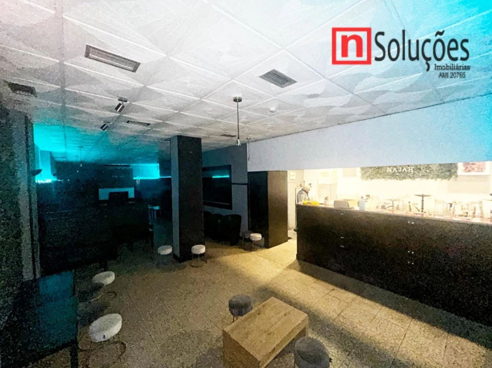 Loja para Venda em Póvoa de Santa Iria e Forte da Casa Foto 23