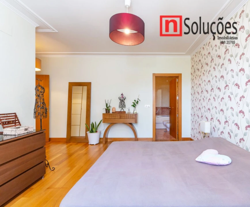 Apartamento T3 para Venda em Póvoa de Santa Iria e Forte da Casa Foto 21