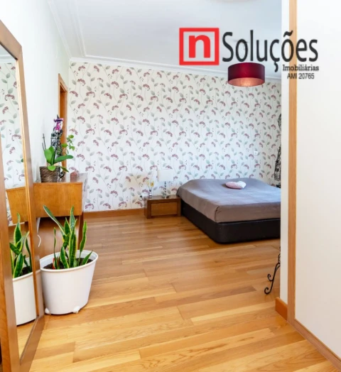 Apartamento T3 para Venda em Póvoa de Santa Iria e Forte da Casa