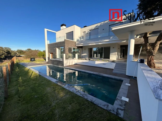 Moradia T6 para Venda em Santo Estêvão Foto 15