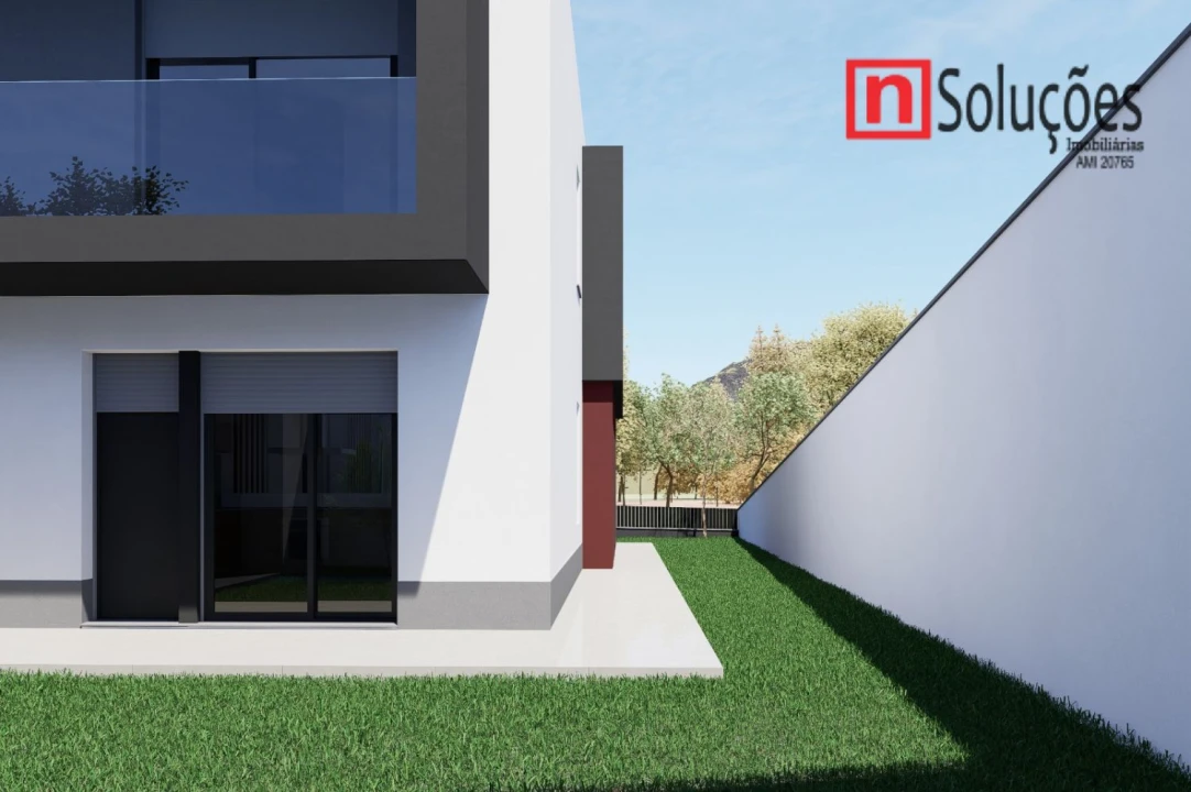 Moradia T4 para Venda em Vialonga Foto 4