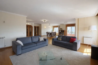 Apartamento T4 para Venda em Cidade da Maia