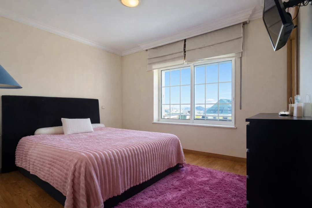 Apartamento T4 para Venda em Cidade da Maia Foto 42