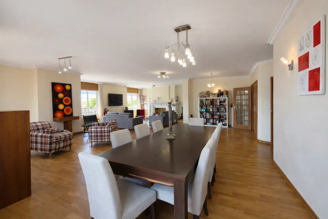 Apartamento T4 para Venda em Cidade da Maia Foto 12
