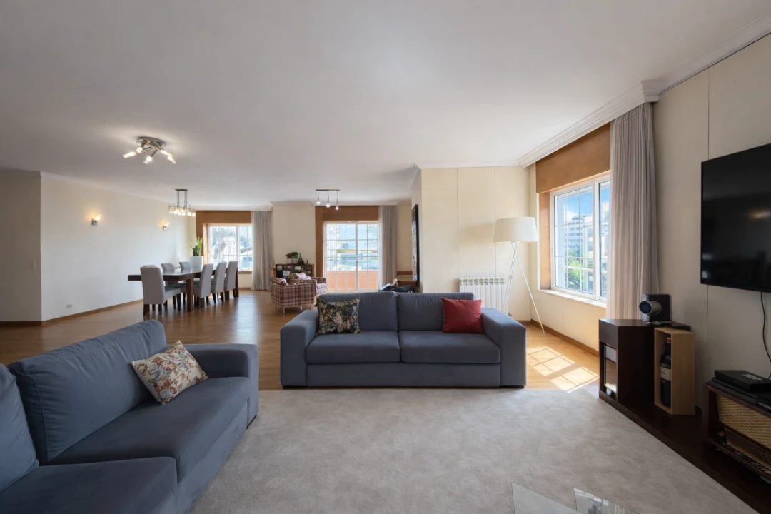 Apartamento T4 para Venda em Cidade da Maia Foto 5
