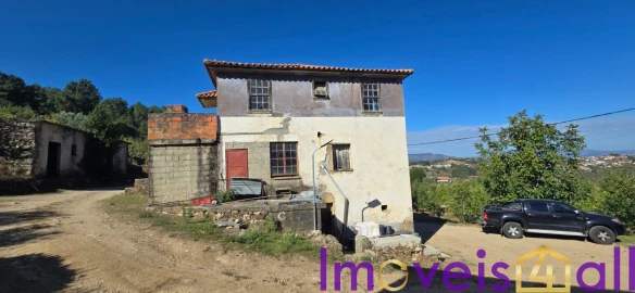 Quinta T8 para Venda em Adorigo