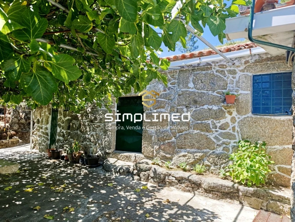 Quinta T2 para Venda em Orjais Foto 26