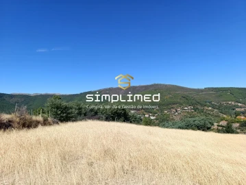 Quinta T0 para Venda em Orjais