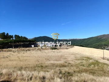 Quinta T0 para Venda em Orjais