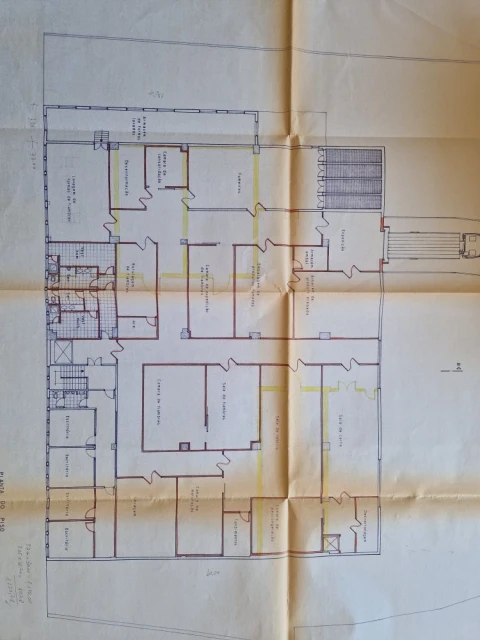 Loja para Venda em Santa Iria de Azoia, São João da Talha e Bobadela