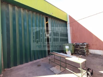 Loja para Venda em Santa Iria de Azoia, São João da Talha e Bobadela