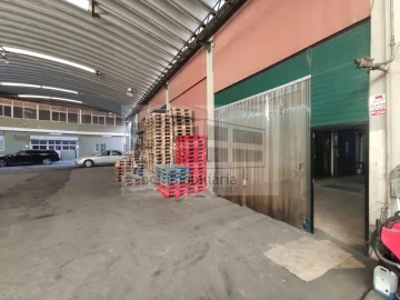 Loja para Venda em Santa Iria de Azoia, São João da Talha e Bobadela