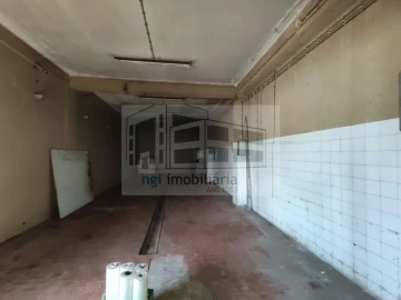 Loja para Venda em Santa Iria de Azoia, São João da Talha e Bobadela