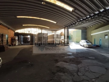 Loja para Venda em Santa Iria de Azoia, São João da Talha e Bobadela