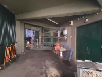 Loja para Venda em Santa Iria de Azoia, São João da Talha e Bobadela