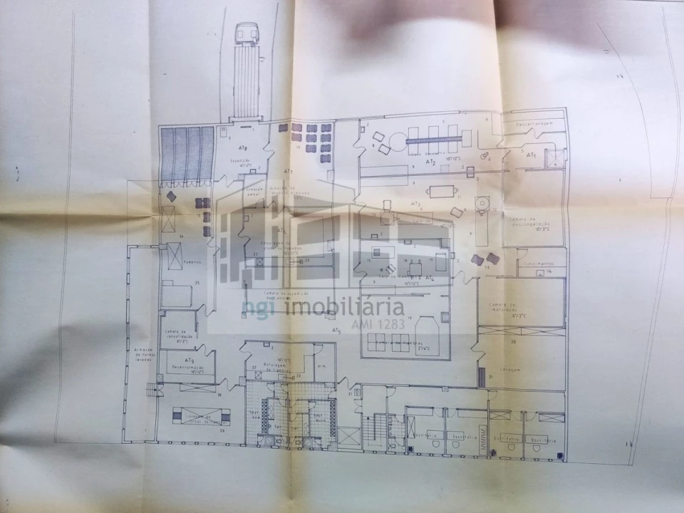 Loja para Venda em Santa Iria de Azoia, São João da Talha e Bobadela Foto 88