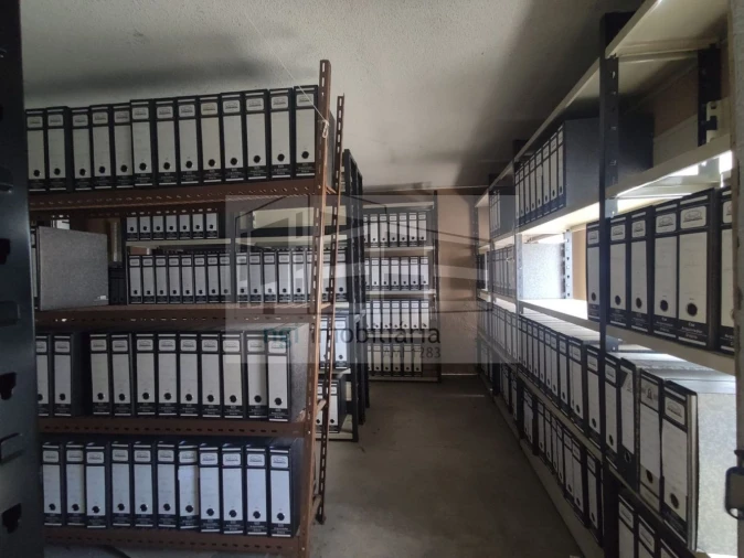 Loja para Venda em Santa Iria de Azoia, São João da Talha e Bobadela Foto 46