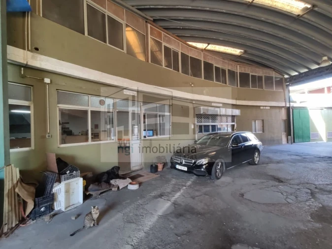 Loja para Venda em Santa Iria de Azoia, São João da Talha e Bobadela Foto 27