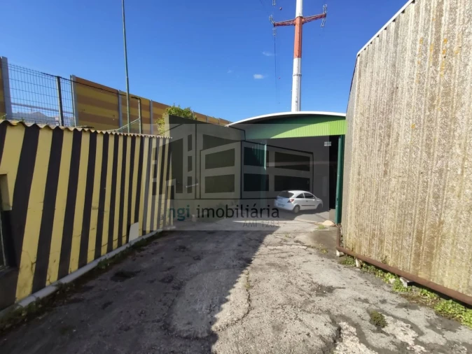 Loja para Venda em Santa Iria de Azoia, São João da Talha e Bobadela Foto 69