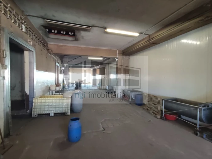 Loja para Venda em Santa Iria de Azoia, São João da Talha e Bobadela Foto 84