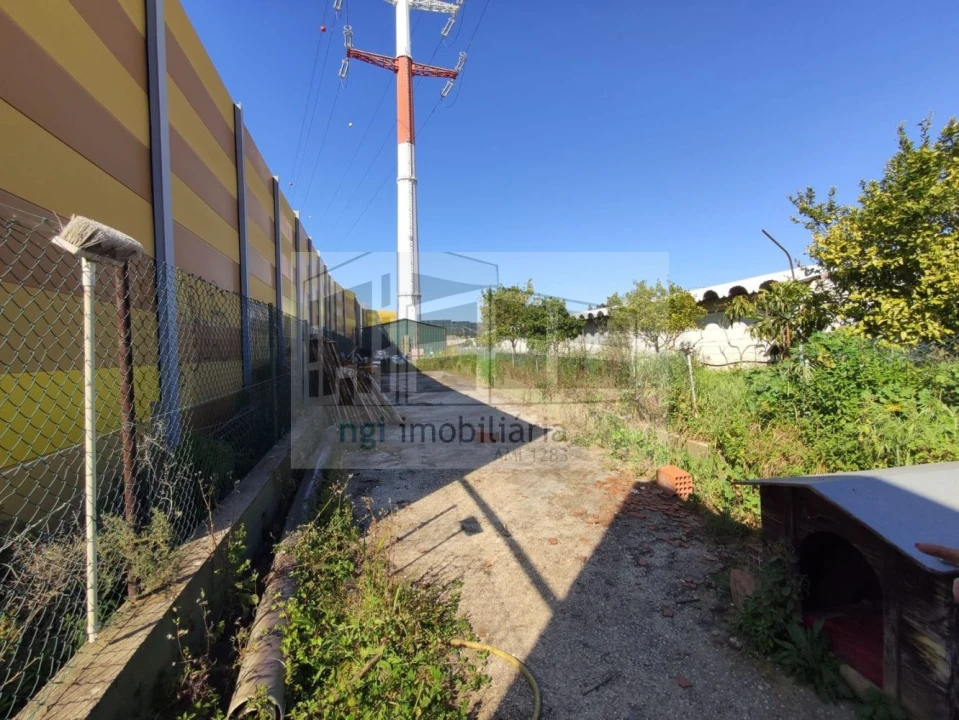 Loja para Venda em Santa Iria de Azoia, São João da Talha e Bobadela Foto 48