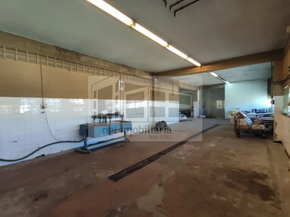 Loja para Venda em Santa Iria de Azoia, São João da Talha e Bobadela Foto 85