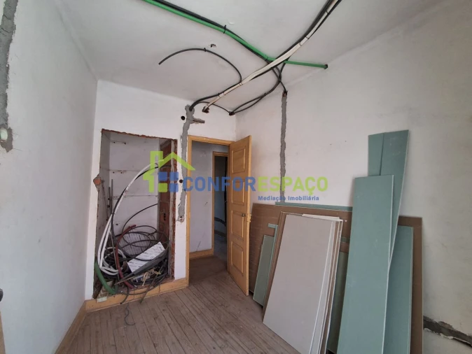 Apartamento T2 para Venda em Castelo Branco Foto 2