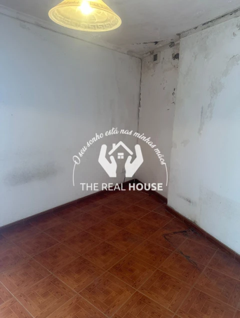 Moradia T2 para Venda em Santo Antonio