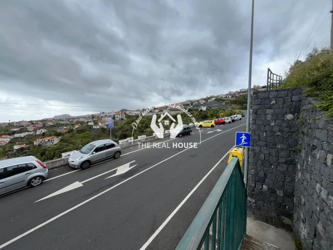 Moradia T2 para Venda em Santo Antonio Foto 2