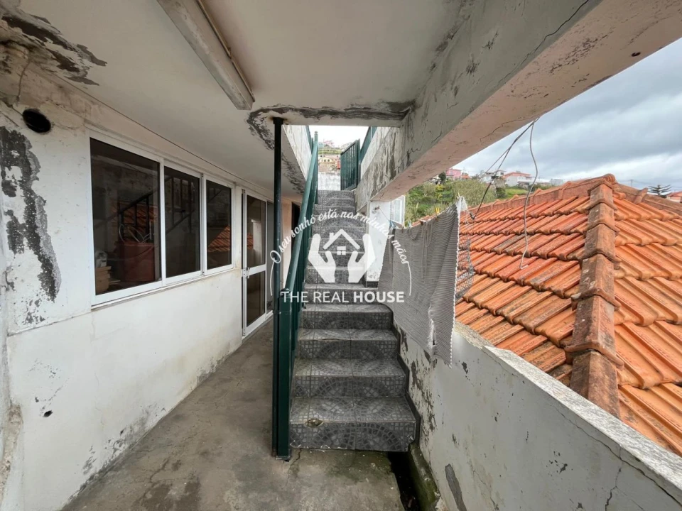 Moradia T2 para Venda em Santo Antonio Foto 3