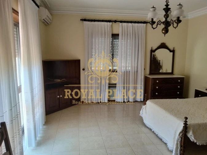 Moradia T3 para Venda em São Roque Foto 17