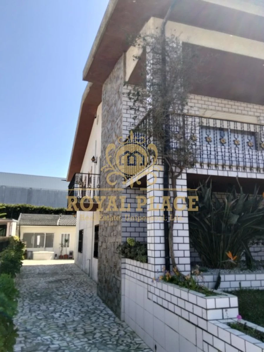 Moradia T3 para Venda em São Roque Foto 5