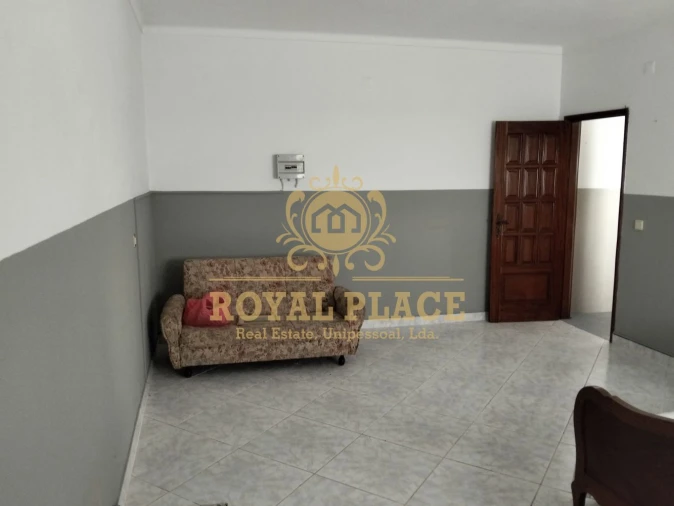 Moradia T3 para Venda em São Roque Foto 33