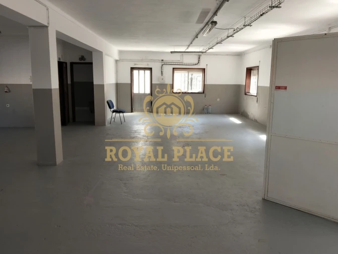 Moradia T3 para Venda em São Roque Foto 29