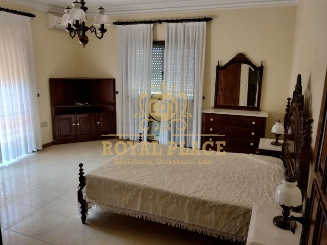 Moradia T3 para Venda em São Roque Foto 14