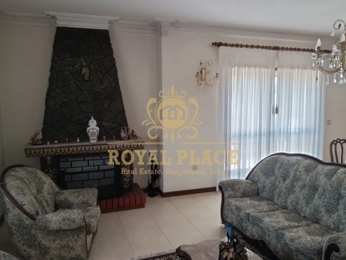 Moradia T3 para Venda em São Roque Foto 24