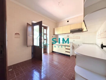 Moradia T4 para Venda em Bacelo e Senhora da Saúde