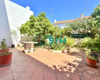 Moradia T4 para Venda em Bacelo e Senhora da Saúde