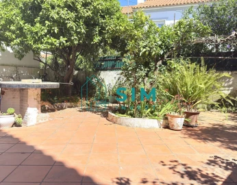 Moradia T4 para Venda em Bacelo e Senhora da Saúde