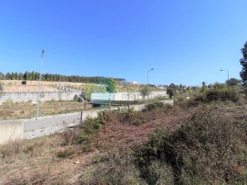 Terreno para Venda em Santa Maria, São Pedro e Matacães