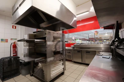 Loja para Trespasse em Canedo, Vale e Vila Maior