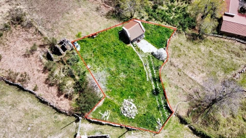 Moradia T1 para Venda em Riba de Mouro