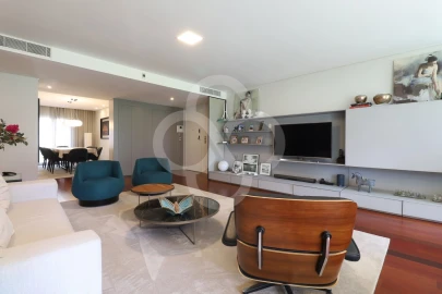 Apartamento T4 para Venda em Avenidas Novas